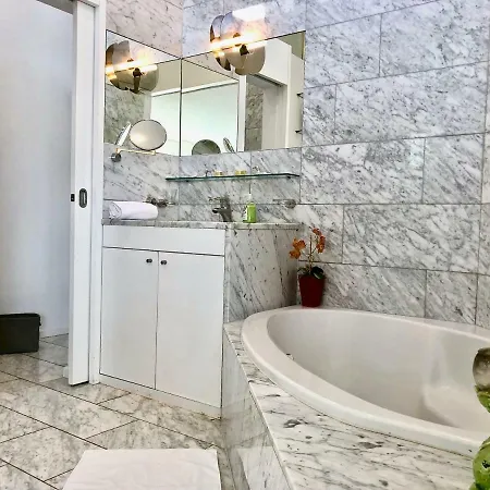 Διαμέρισμα Lakeview Suites